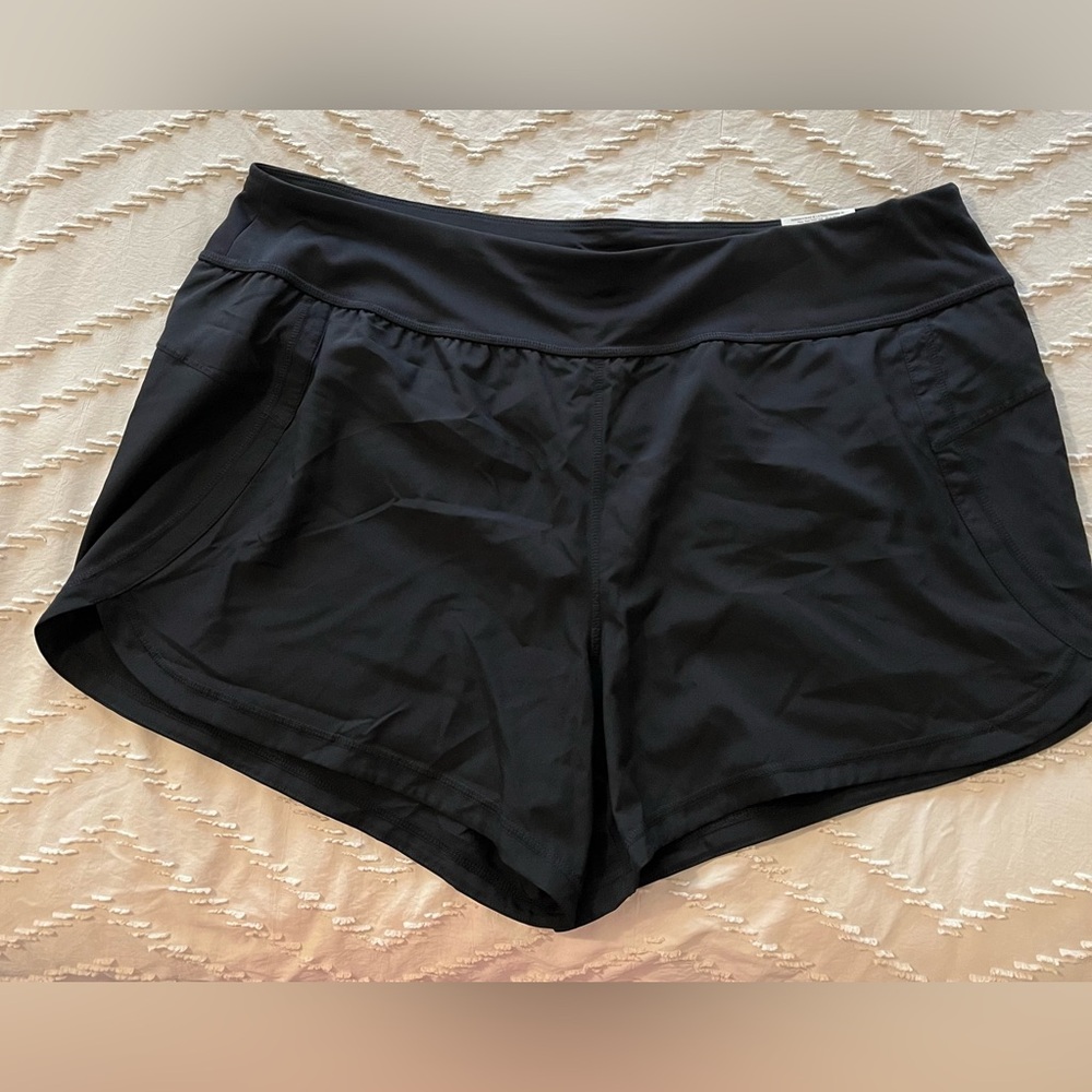 Xersion Black Womens Athletic Shorts